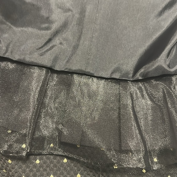 Sara Campbell Black Jacquard Dress Gold Dots Ruffle Detail Sz 10 Party Chic - Picture 8 of 10